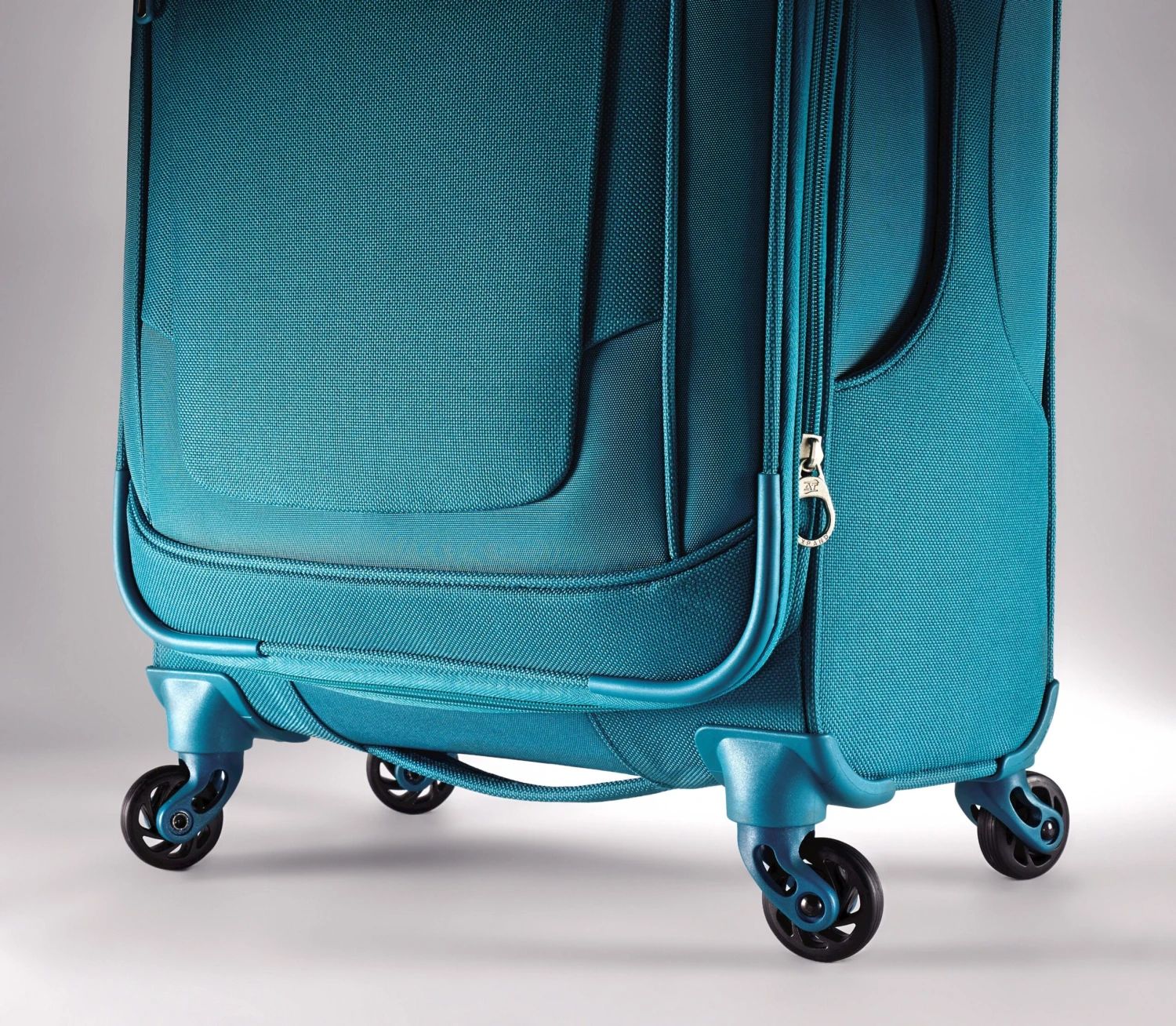 American Tourister Ilite Xtreme 21" 4-Wheel Carry-On Luggage 11 American Tourister Ilite Xtreme 21" 4-Wheel Carry-On Luggage - Image 11