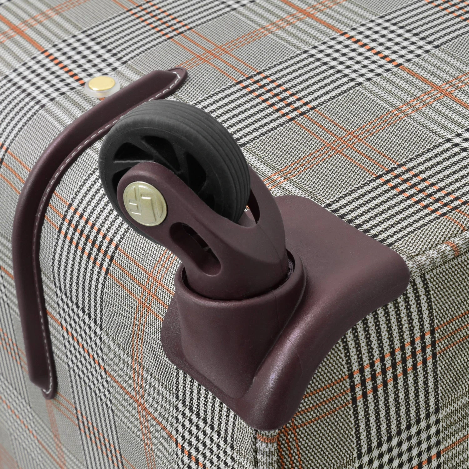 London Fog Knightsbridge 4 Piece Set 4-Wheel Luggage Sets 5 London Fog Knightsbridge 4 Piece Set 4-Wheel Luggage Sets - Image 5