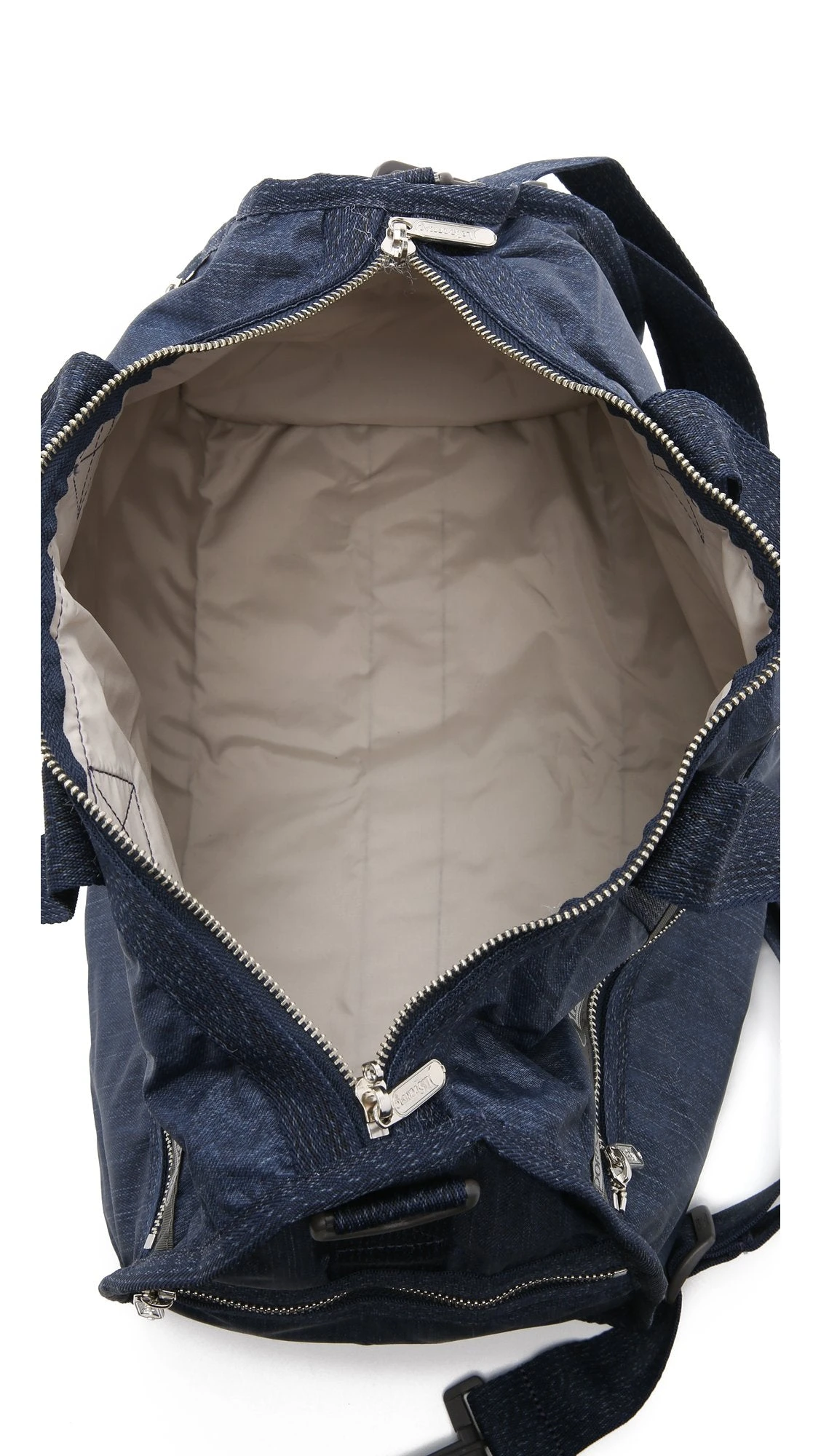 LeSportsac Modern Medium Weekender 4 LeSportsac Modern Medium Weekender - Image 4