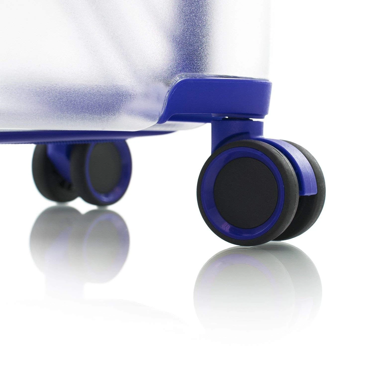 Heys America X-Ray 26" 4-Wheel Medium Luggage 13 Heys America X-Ray 26" 4-Wheel Medium Luggage - Image 13