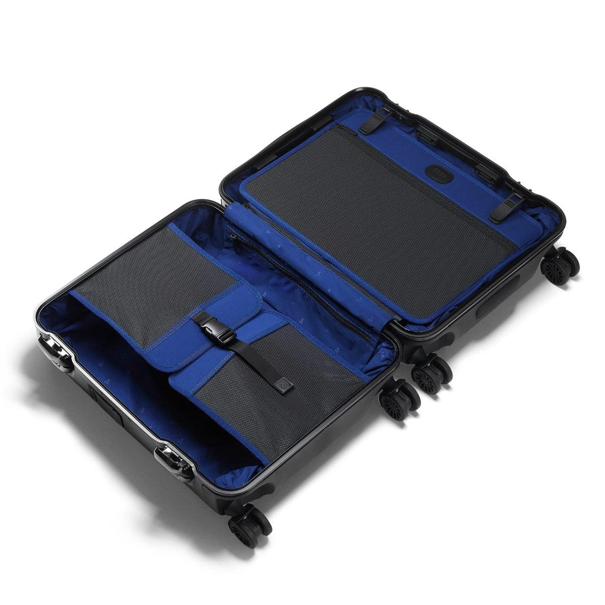 ZERO Halliburton Pursuit Aluminum Hardside Travel Case 2 ZERO Halliburton Pursuit Aluminum Hardside Travel Case - Image 2