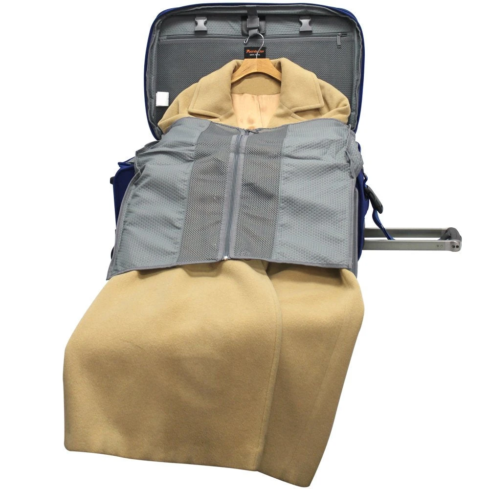 Pathfinder Revolution Plus 22 Inch Expandable Business Carry On 7 Pathfinder Revolution Plus 22 Inch Expandable Business Carry On - Image 7