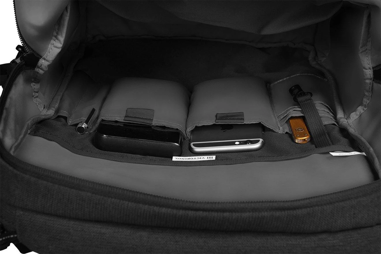 Victorinox Altmont Classic Deluxe Laptop Backpack With Bottle Opener 6 Victorinox Altmont Classic Deluxe Laptop Backpack With Bottle Opener - Image 6