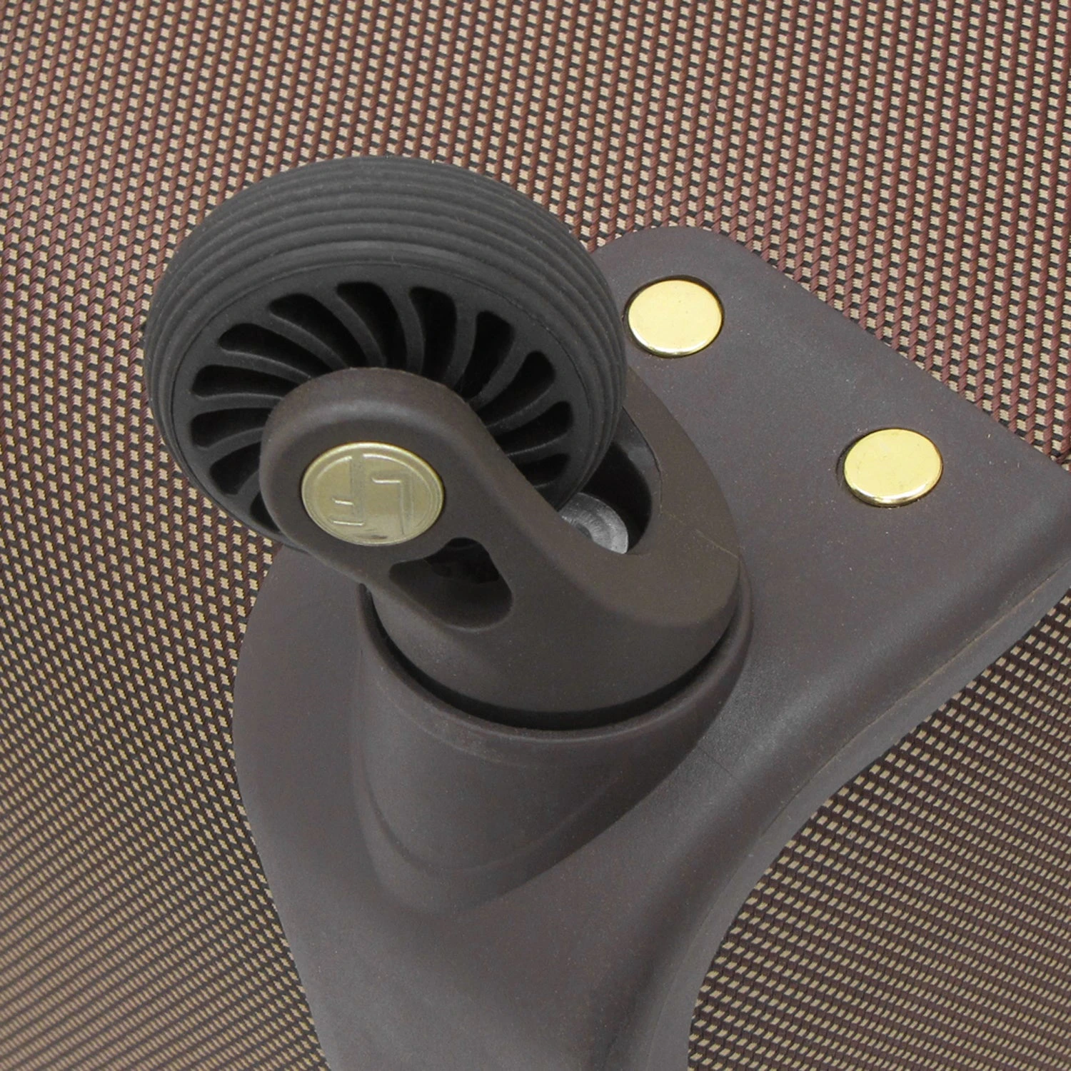 London Fog Kensington 29" 4-Wheel Large Luggage 9 London Fog Kensington 29" 4-Wheel Large Luggage - Image 9