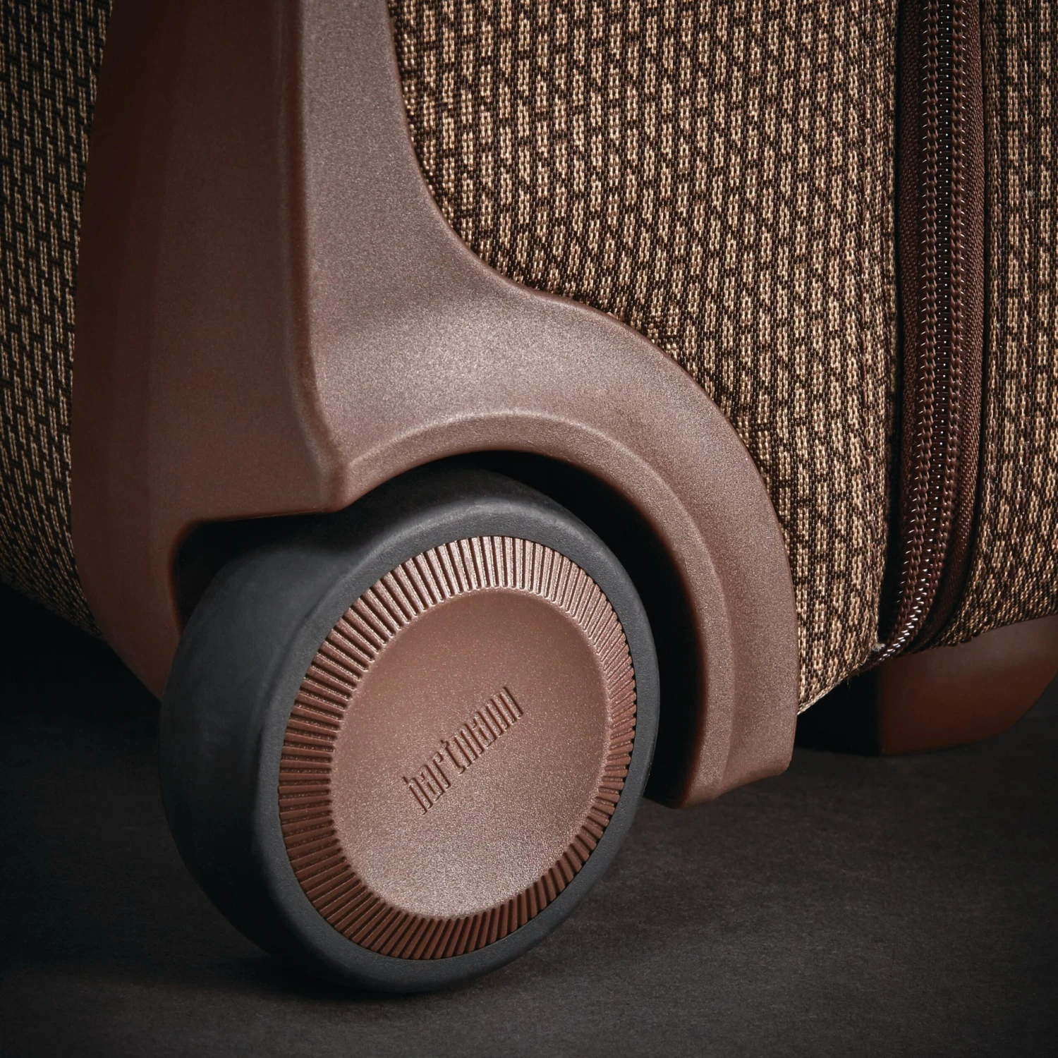 Hartmann Century Medium Journey Expandable Spinner 14 Hartmann Century Medium Journey Expandable Spinner - Image 14