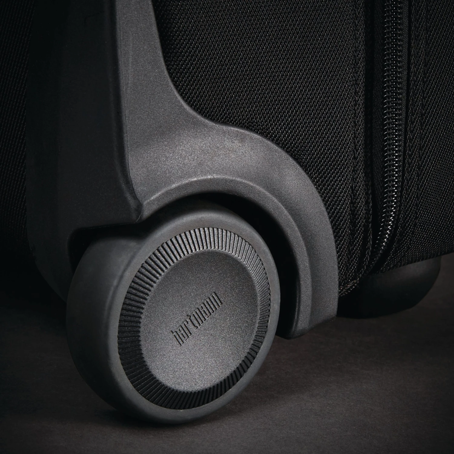 Hartmann Century Medium Journey Expandable Spinner 3 Hartmann Century Medium Journey Expandable Spinner - Image 3