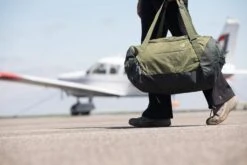 Deuter Aviant Duffel Bag 32 Deuter Aviant Duffel Bag -Luggage Promotion Store 94a8473dfbd1860570d4cc1d1d727d18bd92fe71c39947c742dc202c7c638b68