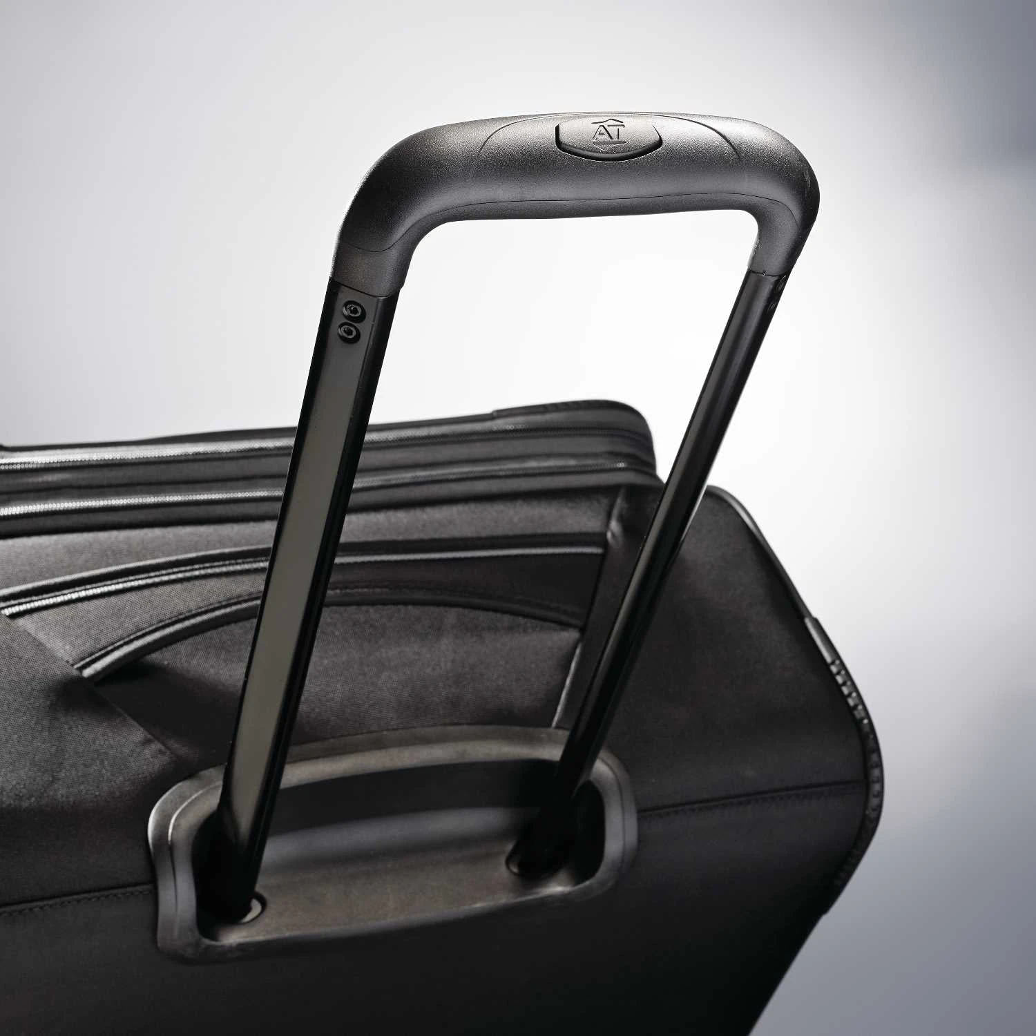 American Tourister 4 KIX 28" 4-Wheel Large Luggage 6 American Tourister 4 KIX 28" 4-Wheel Large Luggage - Image 6