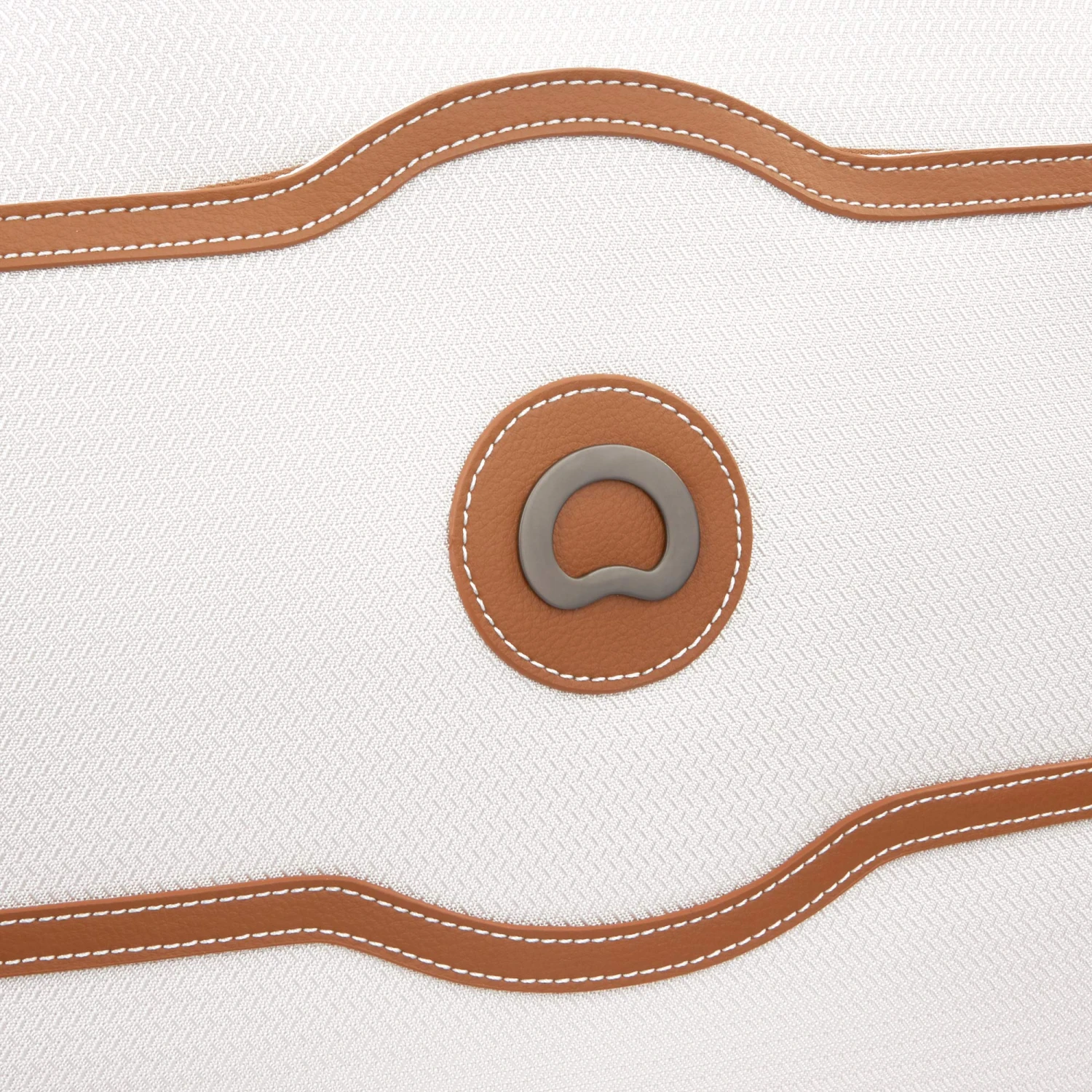 DELSEY Paris Chatelet Soft Air Weekender Duffel 4 DELSEY Paris Chatelet Soft Air Weekender Duffel - Image 4