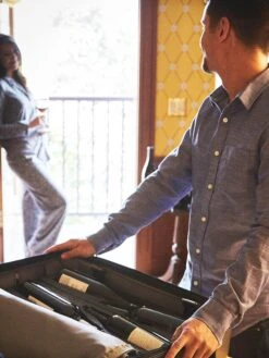 VinGardeValise Vin Garde Valise Grande 22 VinGardeValise Vin Garde Valise Grande -Luggage Promotion Store b9a073e2c2f628f3f1007615687fbaae0f4fbd6d2a1443bebf56c40a2e133991