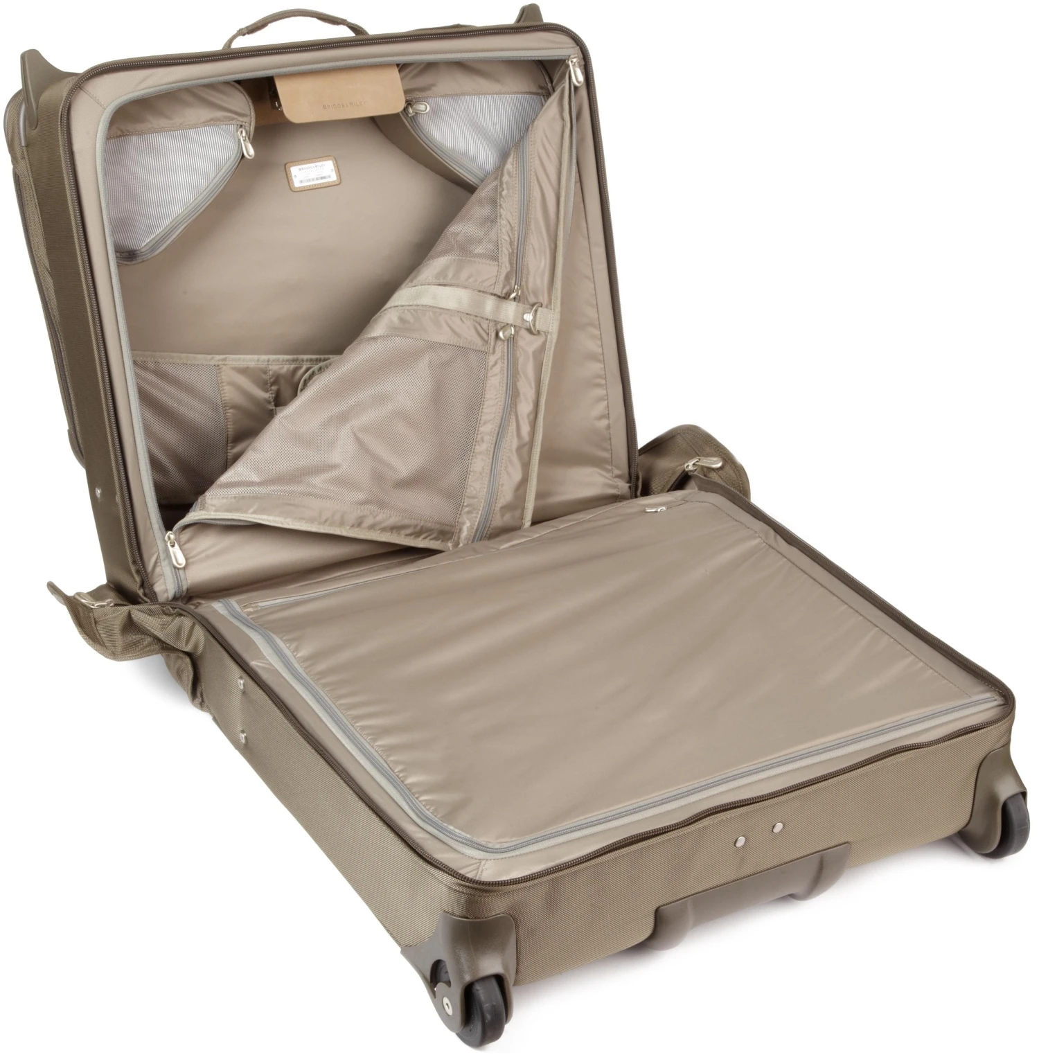 Briggs & Riley Baseline Wheeled Wardrobe Bag 10 Briggs & Riley Baseline Wheeled Wardrobe Bag - Image 10