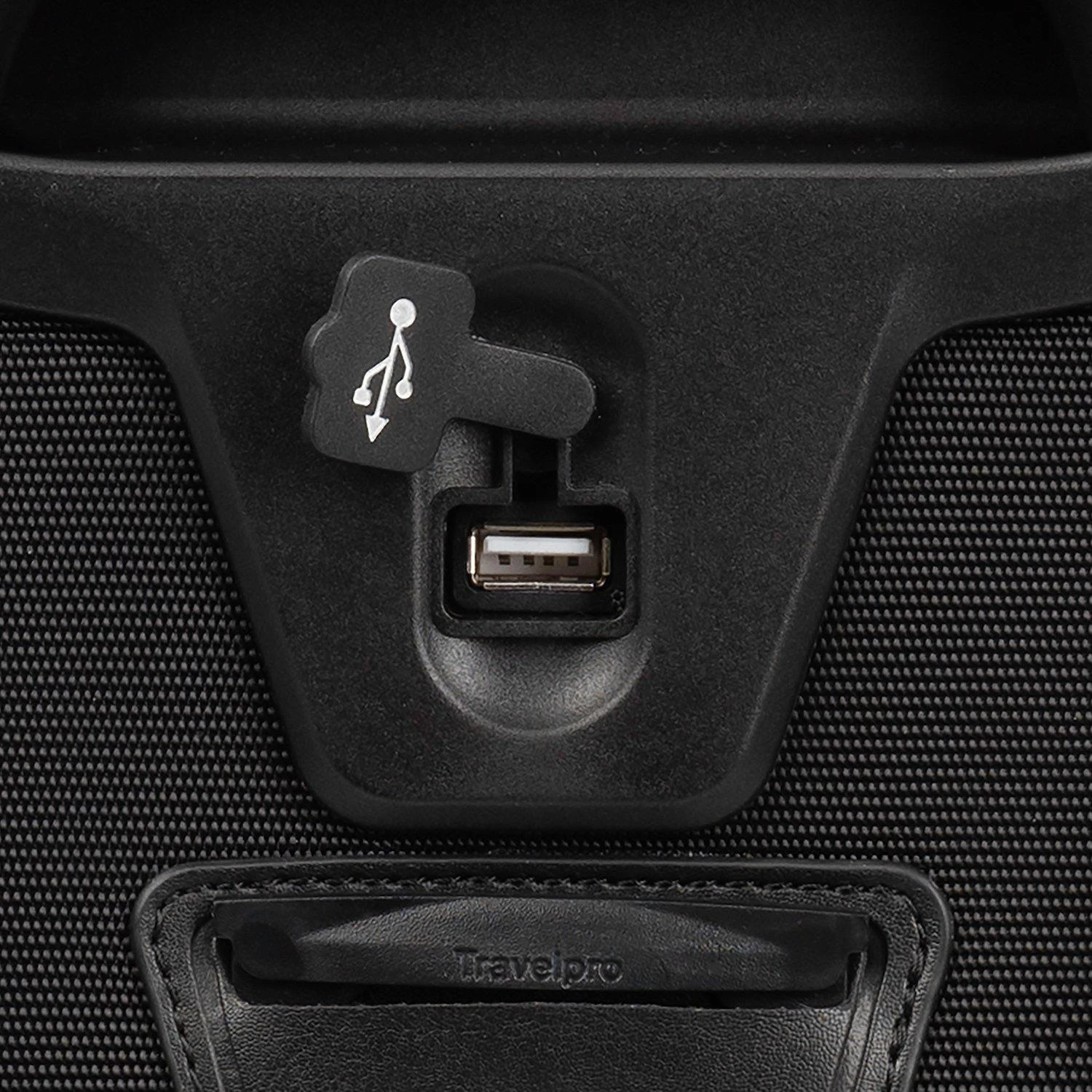 Travelpro Crew Versapack Global Carry-On Exp Spinner 8 Travelpro Crew Versapack Global Carry-On Exp Spinner - Image 8