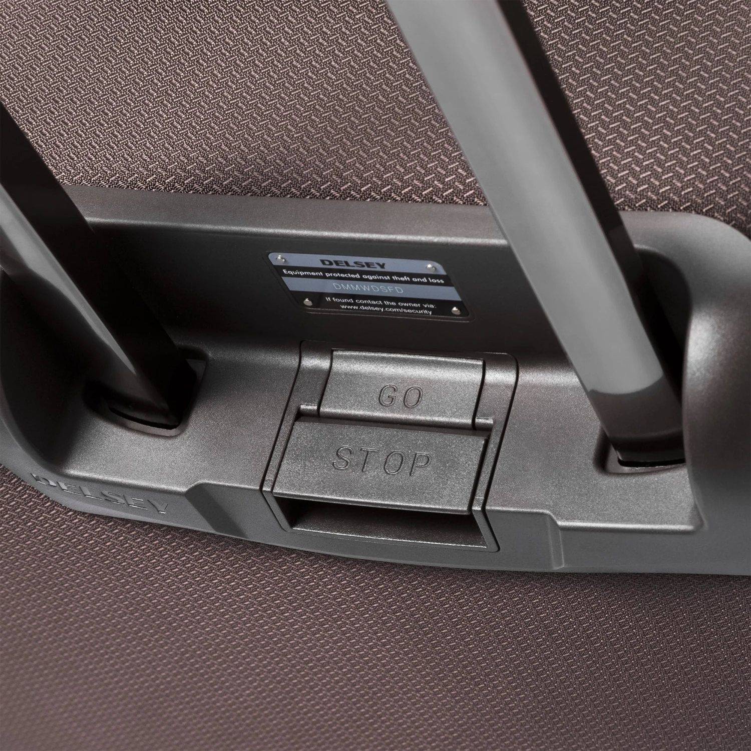 DELSEY Paris Chatelet Soft+ 30" 4-Wheel Large Luggage 7 DELSEY Paris Chatelet Soft+ 30" 4-Wheel Large Luggage - Image 7