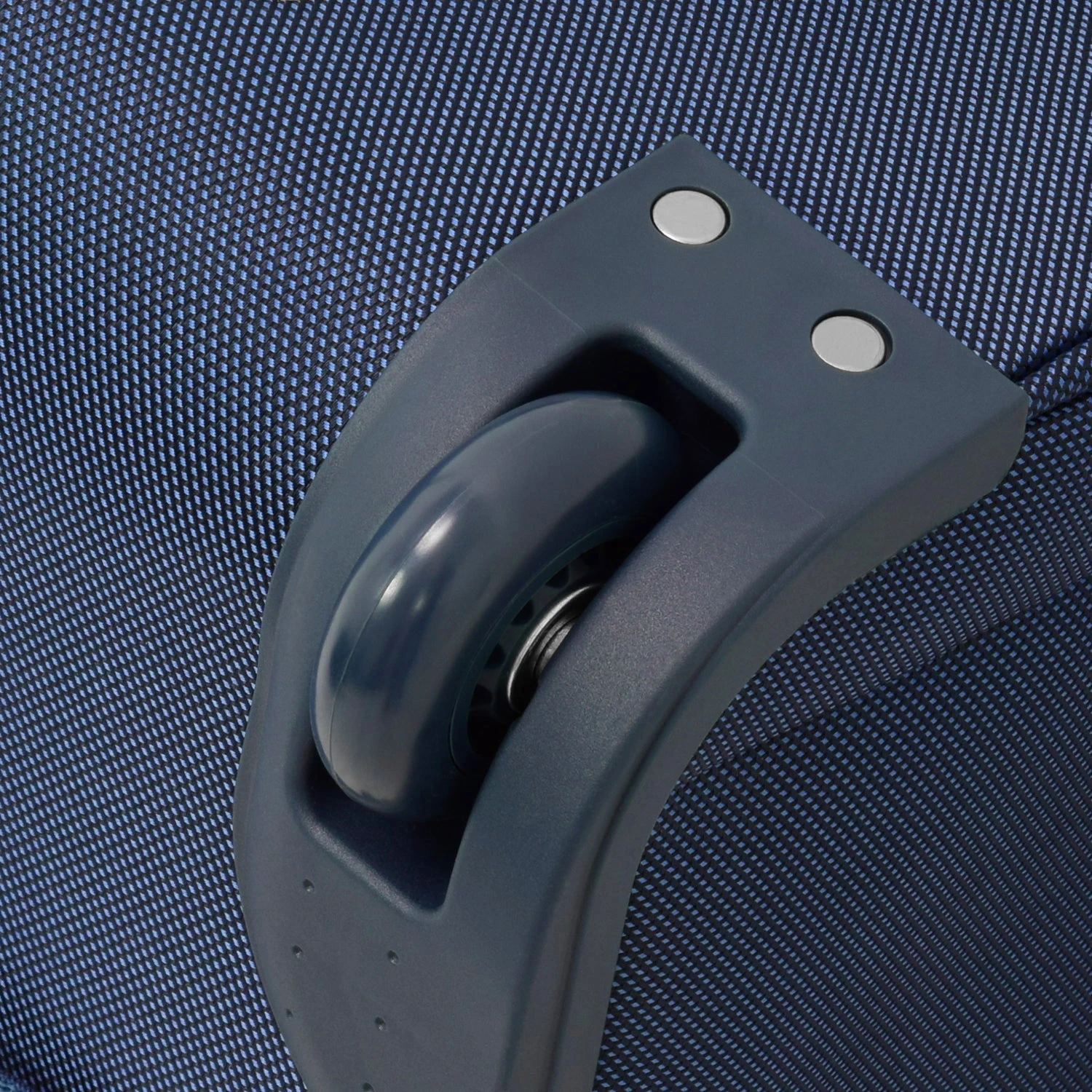 London Fog Knightsbridge II 15" Under Seat Bag 7 London Fog Knightsbridge II 15" Under Seat Bag - Image 7