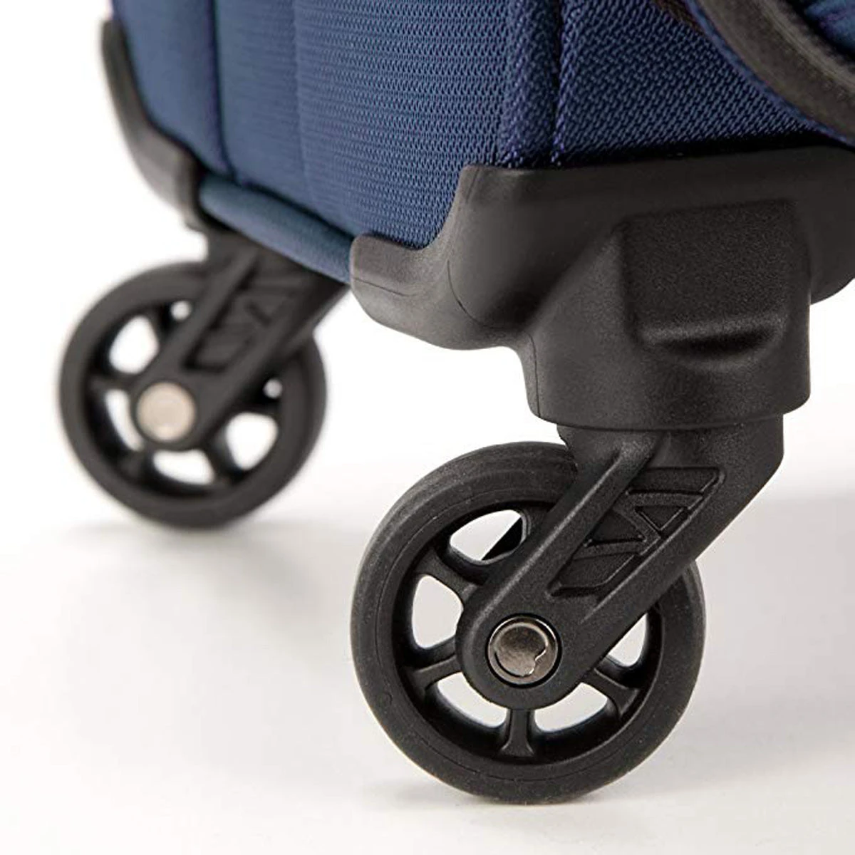 DELSEY Paris Sky Max 21" 4-Wheel Carry-On Luggage 8 DELSEY Paris Sky Max 21" 4-Wheel Carry-On Luggage - Image 8