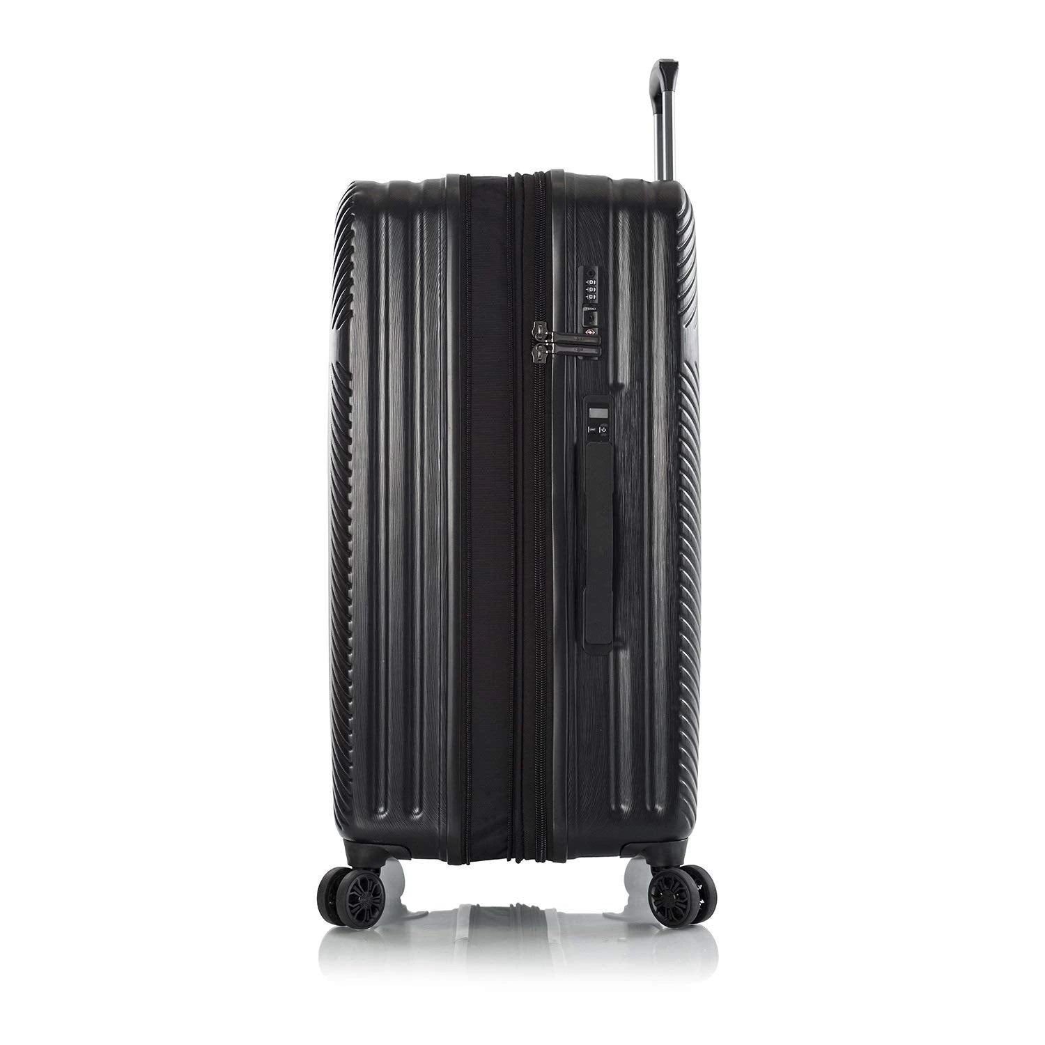 Heys America Charge-a-Weigh 3 Piece Set (21/25/29) 4-Wheel Luggage Sets 4 Heys America Charge-a-Weigh 3 Piece Set (21/25/29) 4-Wheel Luggage Sets - Image 4