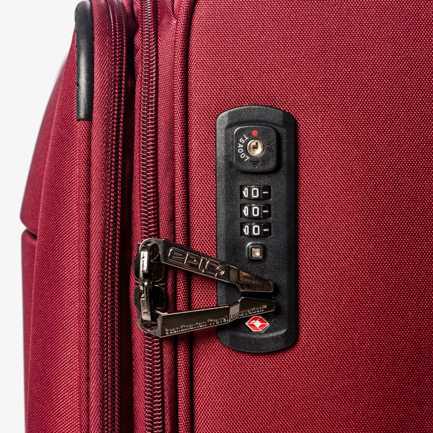 Epic DiscoveryULTRA 31" 4-Wheel Large Luggage 15 Epic DiscoveryULTRA 31" 4-Wheel Large Luggage - Image 15