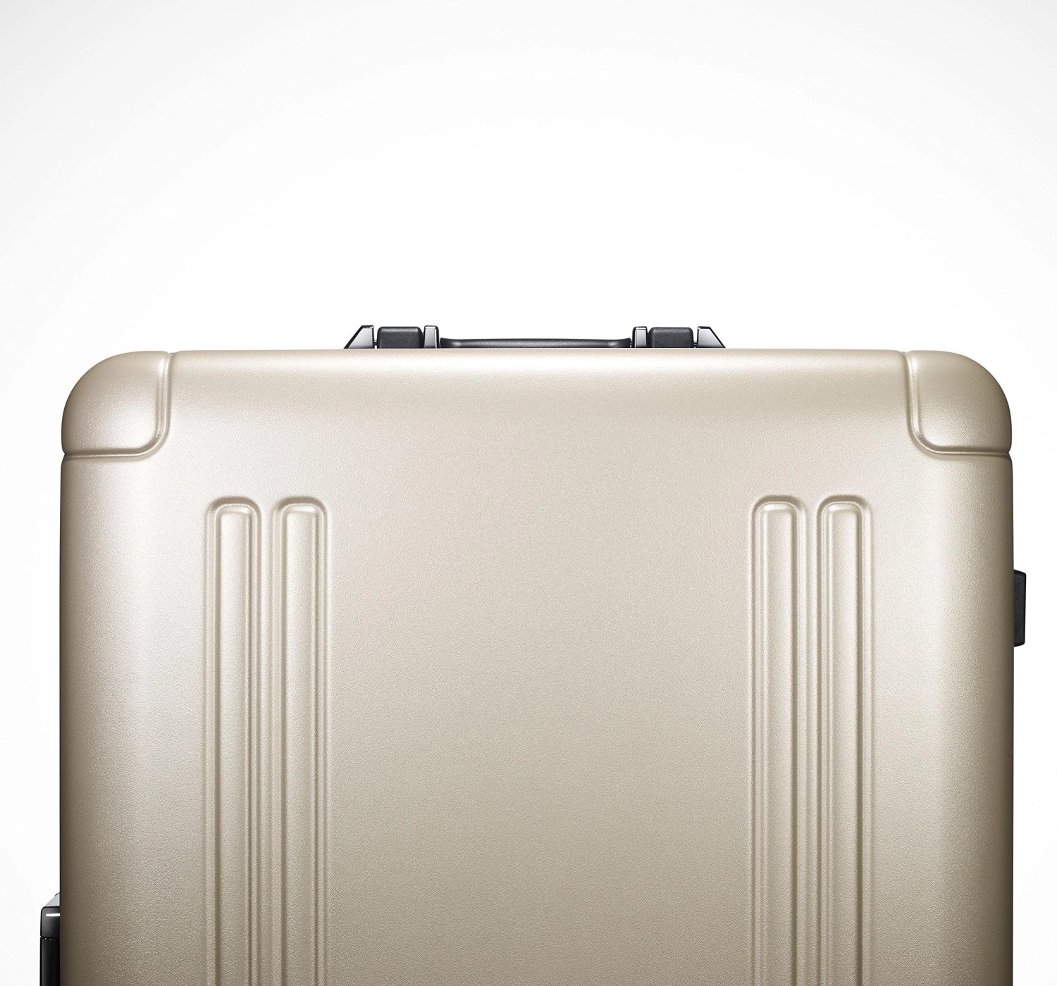 ZERO Halliburton Zro 20" International Carry-On 4-Wheel Spinner Zro20-Gm 12 ZERO Halliburton Zro 20" International Carry-On 4-Wheel Spinner Zro20-Gm - Image 12