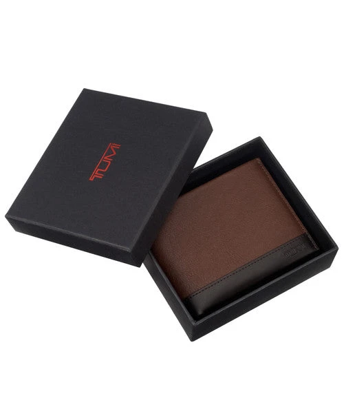 TUMI Rivington Global Coin Wallet 4 TUMI Rivington Global Coin Wallet - Image 4